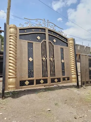 Strong Stylish Metal Gate for Sale