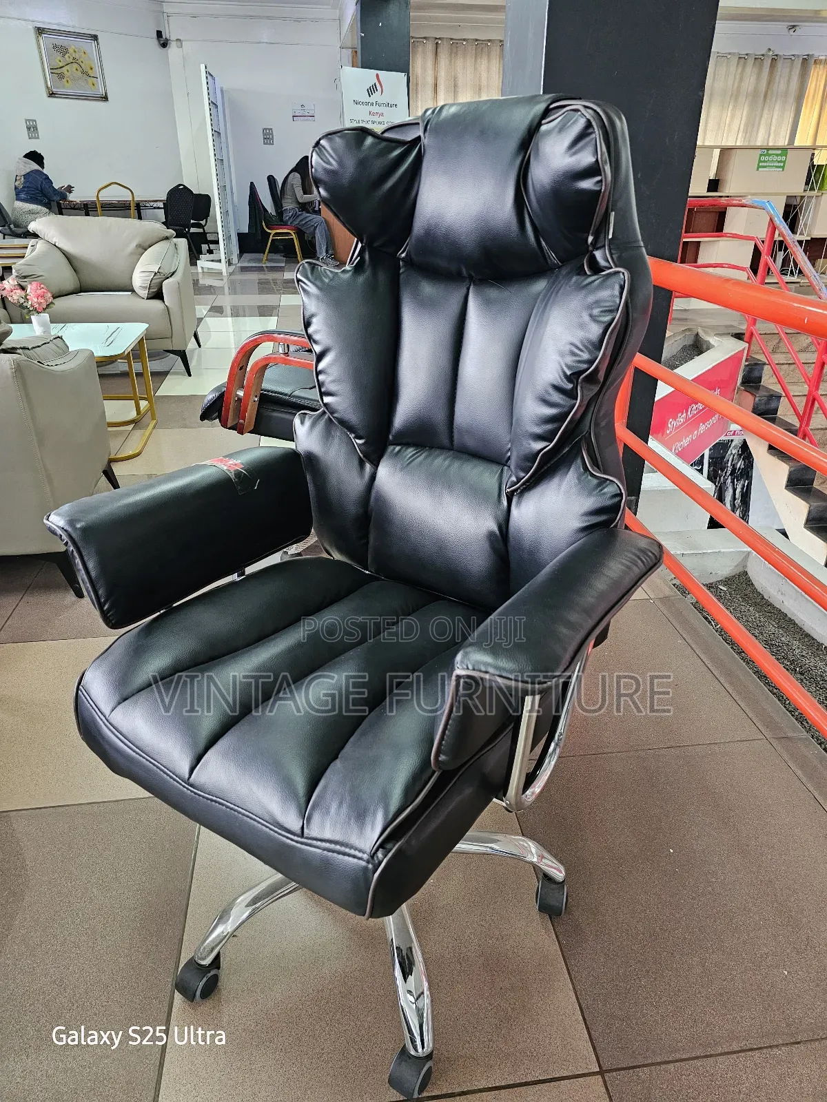 Executive Office Chair R009