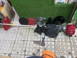 Highly Available 4stroke Brush Cutter With 9blades