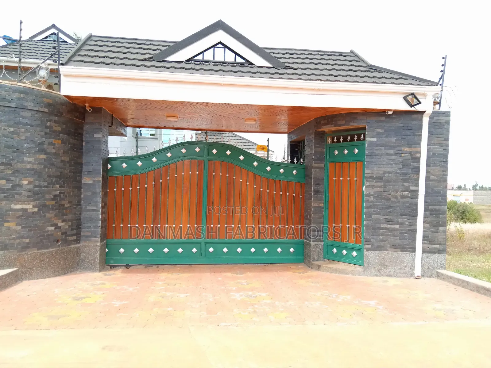 Modern Strong Wooden Finish Metallic Gate