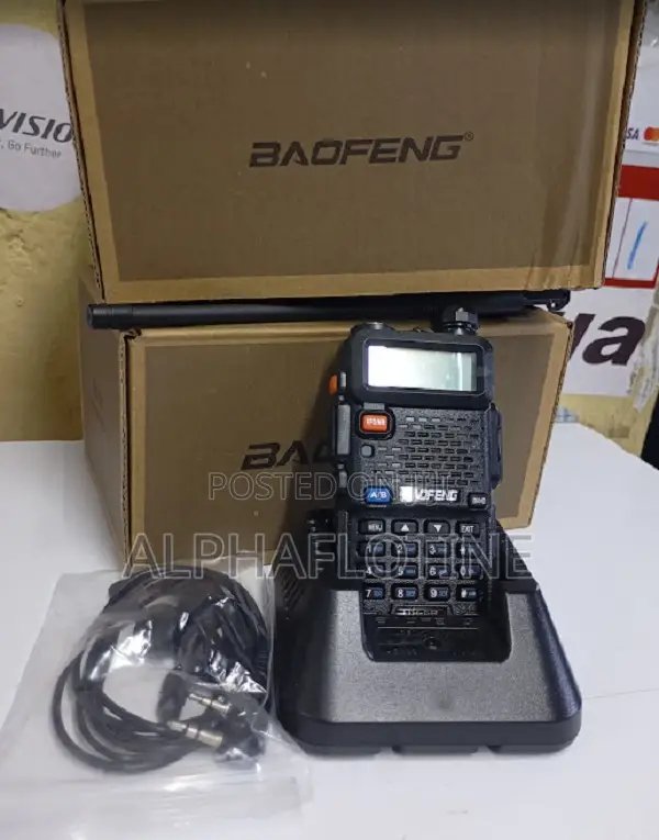 Baofeng Uv-5r Dual-Band (Vhf/Uhf) Fm Transceiver