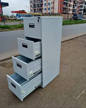 Four Drawer Filling Cabinet Q0>>R