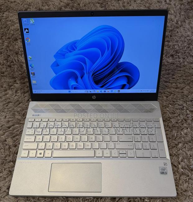 Laptop HP Pavilion 15 8GB Intel Core i5 SSD 256GB - thumbnail 2