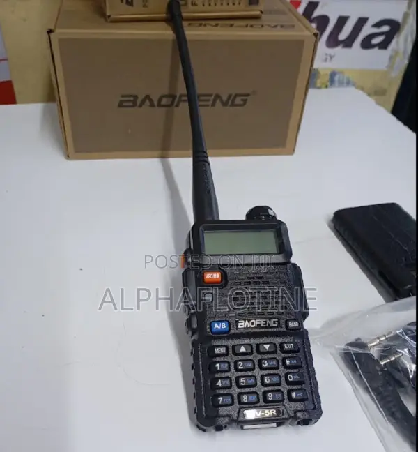 Baofeng Uv-5r Dual Band (Vhf/Uhf) Analog Portable Two-Way Radio