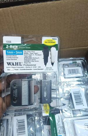 Wahl 2-Hole Professional Clippers - thumbnail 2