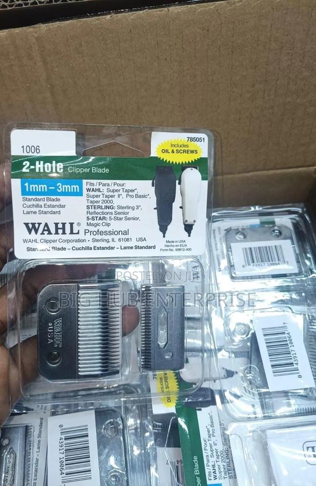 Wahl 2-Hole Professional Clippers - main view