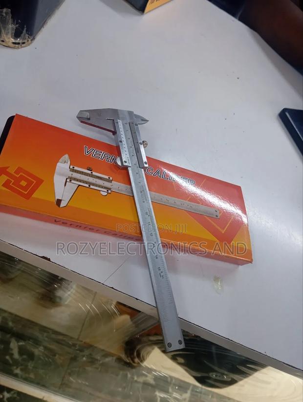 Analogue Caliper - main view