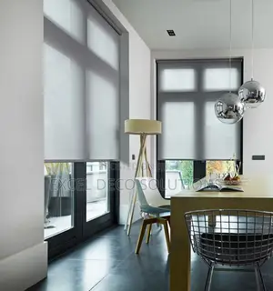 Energy-Saving Sunscreen Roller Blinds – Beat the Heat