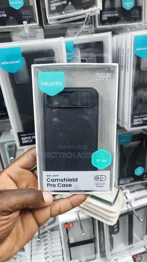 iPhone 16e Nillkin Camshield Case