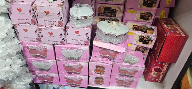 Ring Poach for Wedding - main view