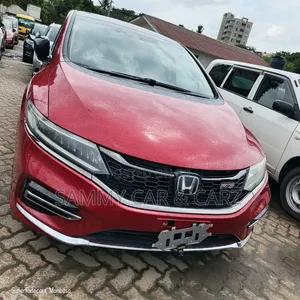 Honda Jade 1.5 Hybrid 2018 Maroon