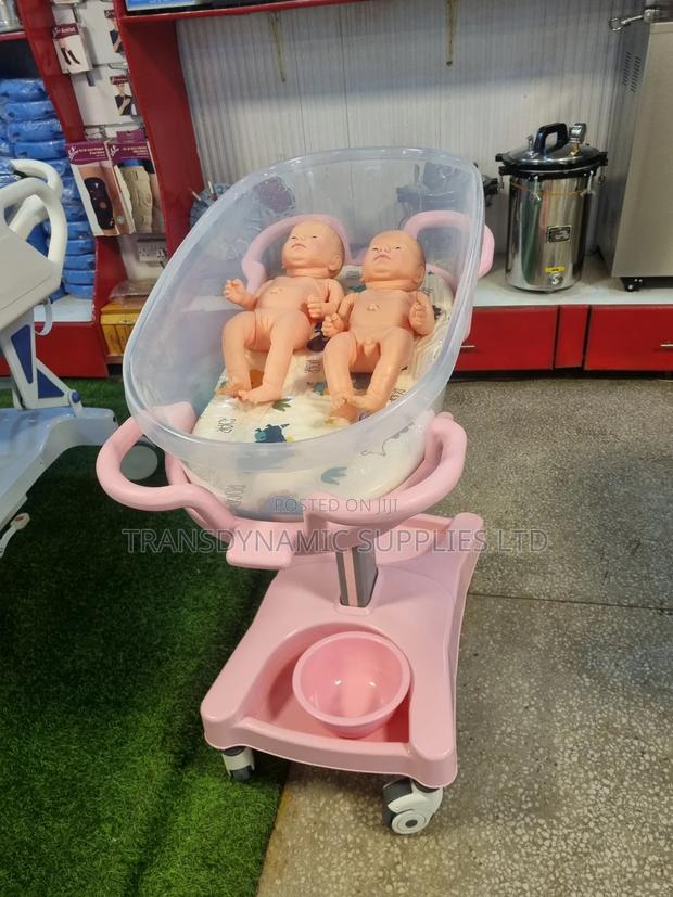 Hydraulic Baby Bed/Cot