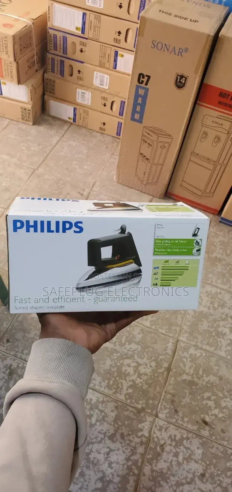 Speed-Shaped Philips Dry Iron Box, Stainless Soleplate