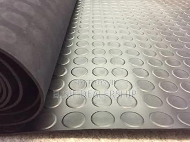 Rubber Coin Mat – Heavy-Duty Anti-Slip Flooring Solution