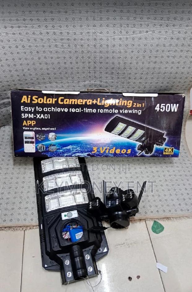 Solar Powered Wifi PTZ Camera With 450w Floodlight - main view