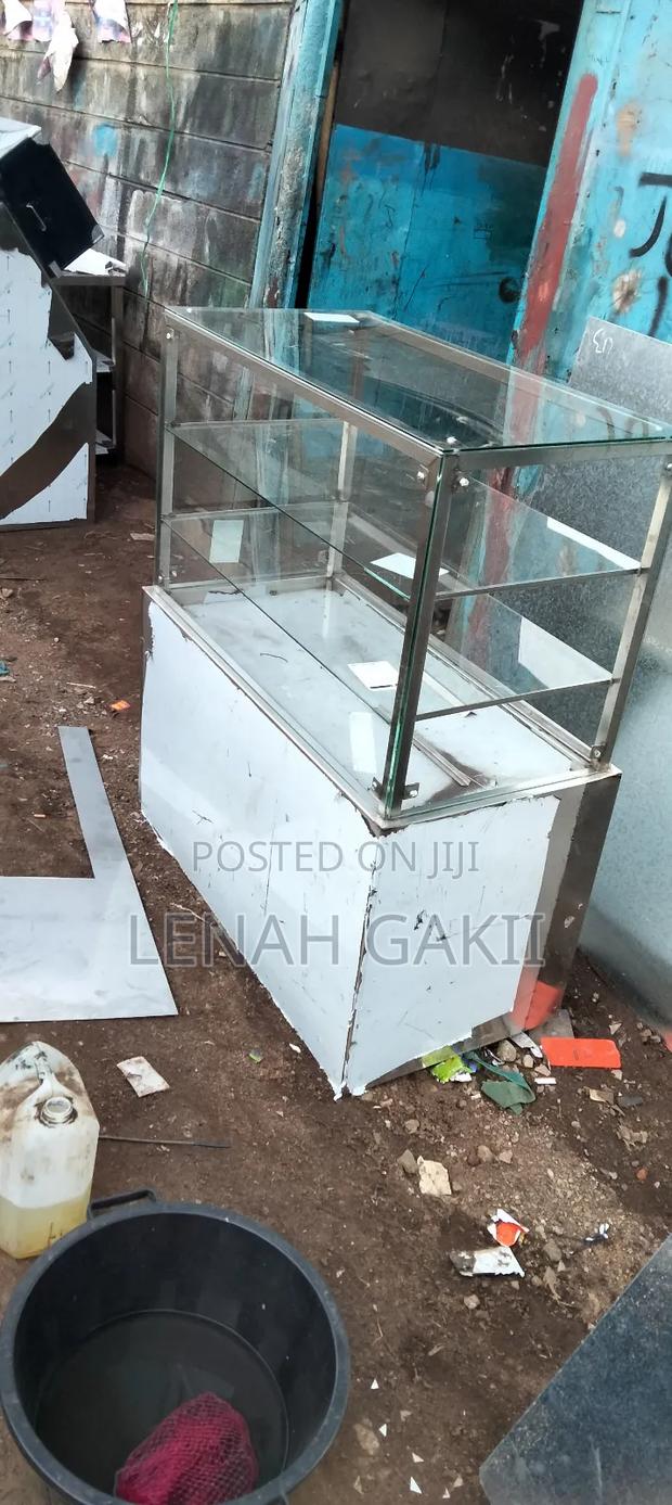 Cake Display Chiller - main view