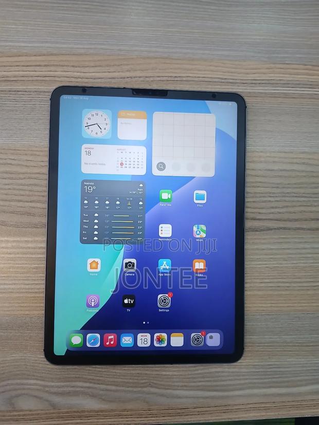 Apple iPad Pro 11 (2018) 64 GB Gray - thumbnail 2
