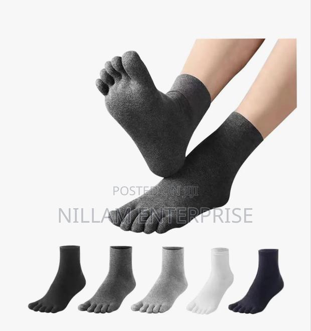 Five Finger Socks - main view