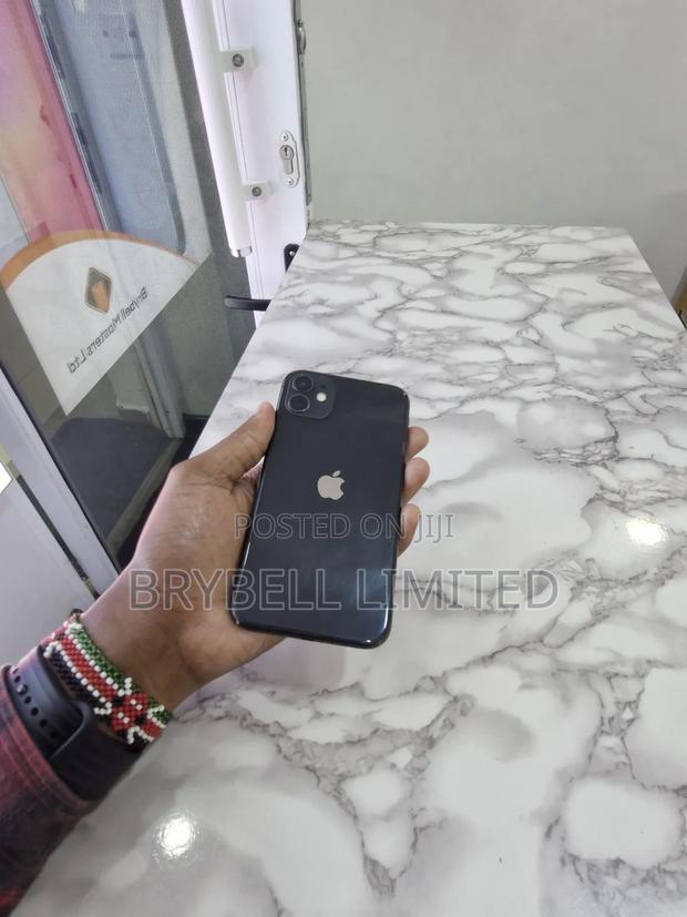 Apple iPhone 11 64 GB Black - thumbnail 3