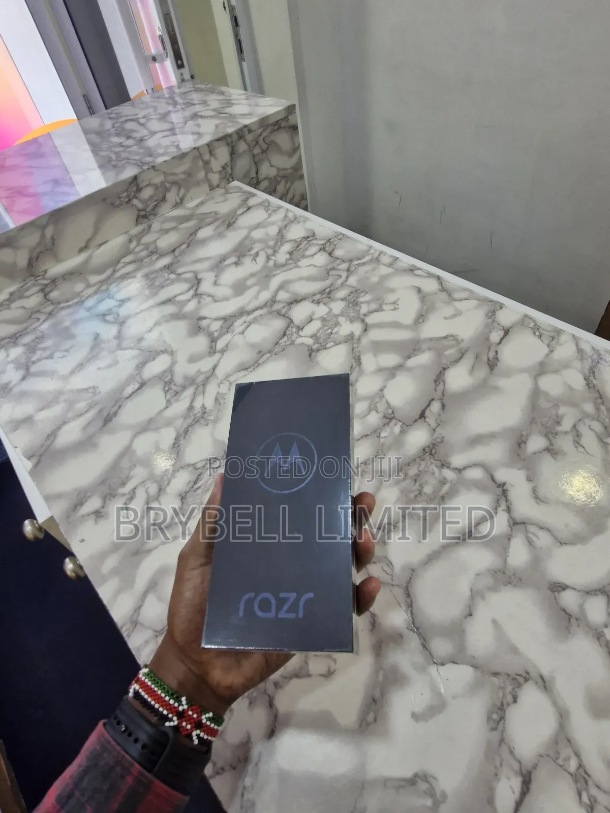 New Motorola Razr 2022 256 GB Black