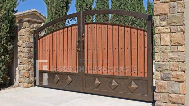 Modern Wooden and Metal Gate for Sale - main view