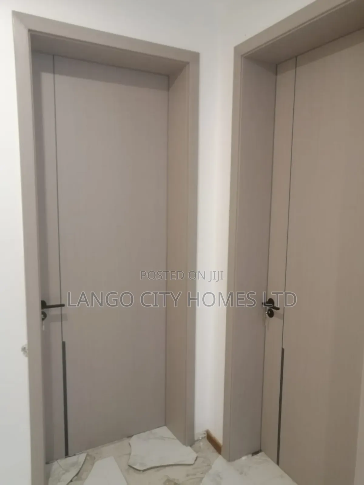 Elegant Wooden Solid Interior Door