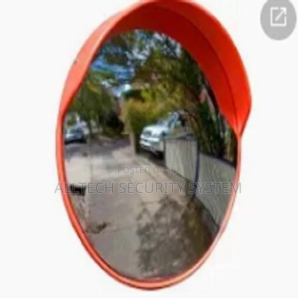 Convex Mirror