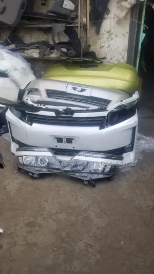 Toyota Noah 2018 Nose Cut