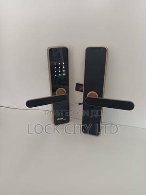 D-Key Pro Smart/Fingerprint Digital Lock - main view