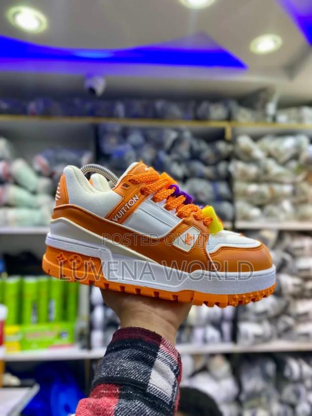 Orange Louis Vuitton - main view