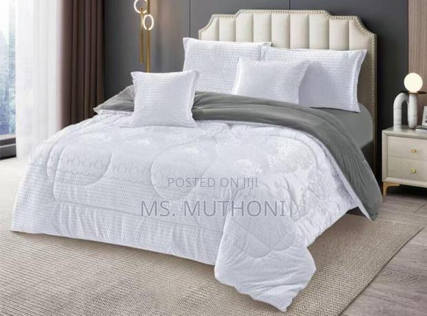White Heavy Duvet Set (6*7) - main view