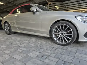 Mercedes-Benz C180 2018 Silver