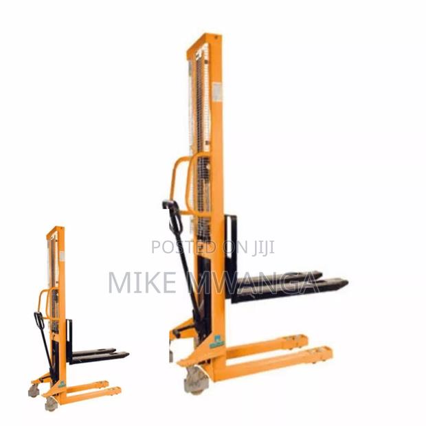 Efficient Manual Stacker