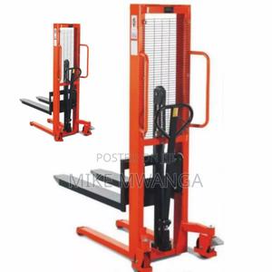 Long-Lasting Manual Stacker - thumbnail 2