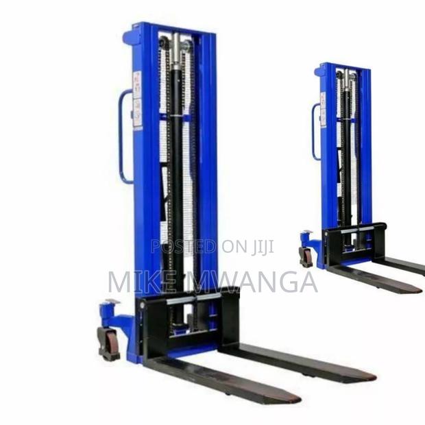 Robust Steel Manual Stackers
