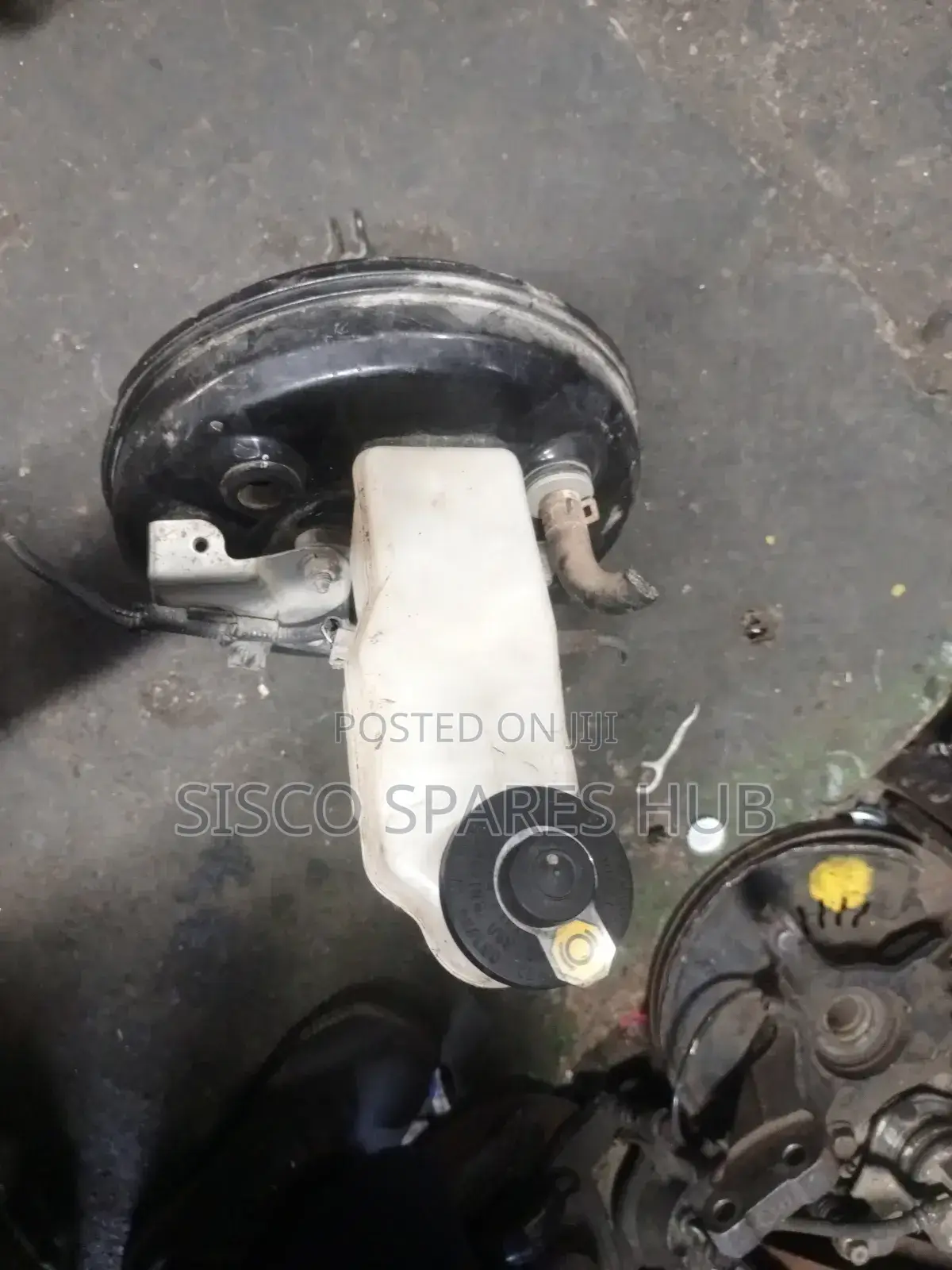 Brake Booster Hilux Revolution