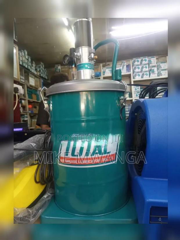 330- 430mm Air Grease Lubricator - main view