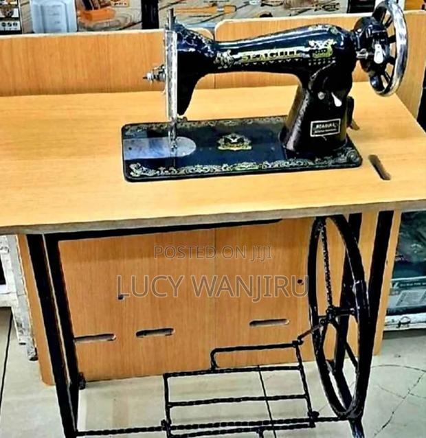 New Suitable Sewing Machine Complete With Table Butterfly/Croth Sewing - main view