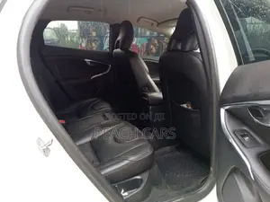 Volvo V40 T5 AWD 2015 White