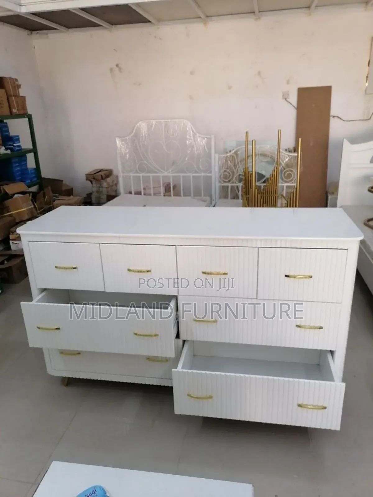 Chest of Drawer Cupboard