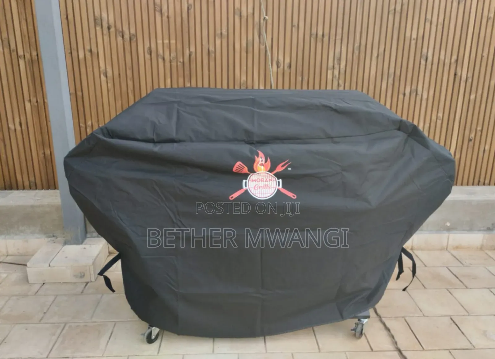 Heavy Duty-Weather $ Tear Resistant 4 Burner Hooded PVC Barbecue Cover