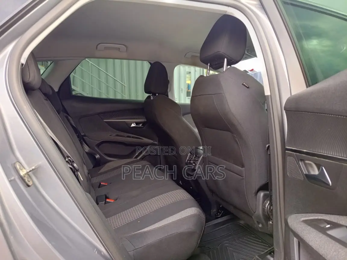 Peugeot 3008 2018 Gray
