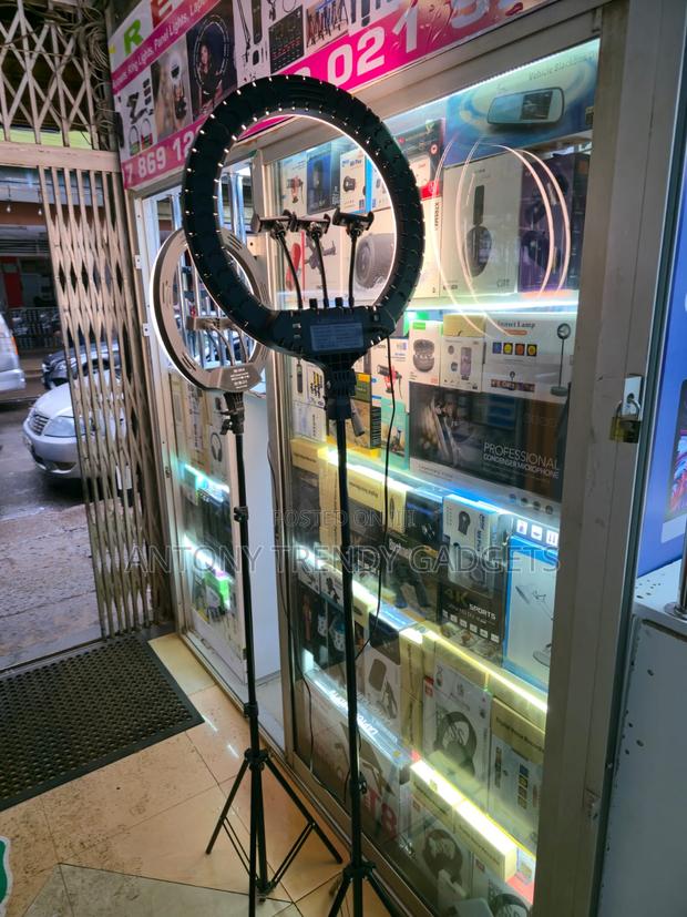 Adjustable 14” Ring Light For Tiktok, Youtube & Makeup - thumbnail 3