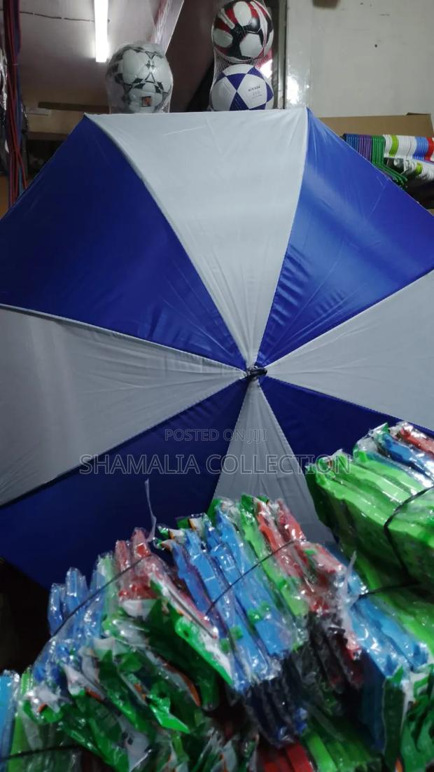 Umbrella Available - thumbnail 2