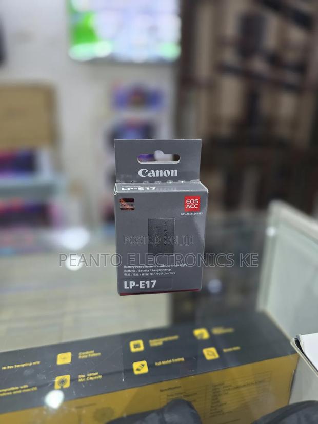 Original Canon Lp-E17 Oem Lithium-Ion Battery Pack - thumbnail 3