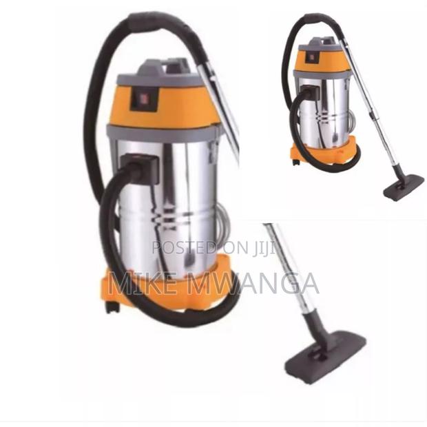 Large Area Cleaning Vacuum Claner/ 100l
