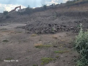 2 Acres for Lease for Machine Stone Cut