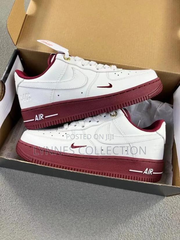 Custom Nike Air Force 1s ,Customs Sizes 38-45 - thumbnail 2