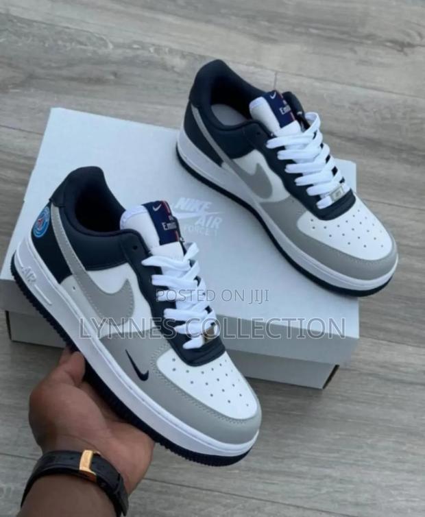 Custom Nike Air Force 1s ,Customs Sizes 38-45 - thumbnail 4