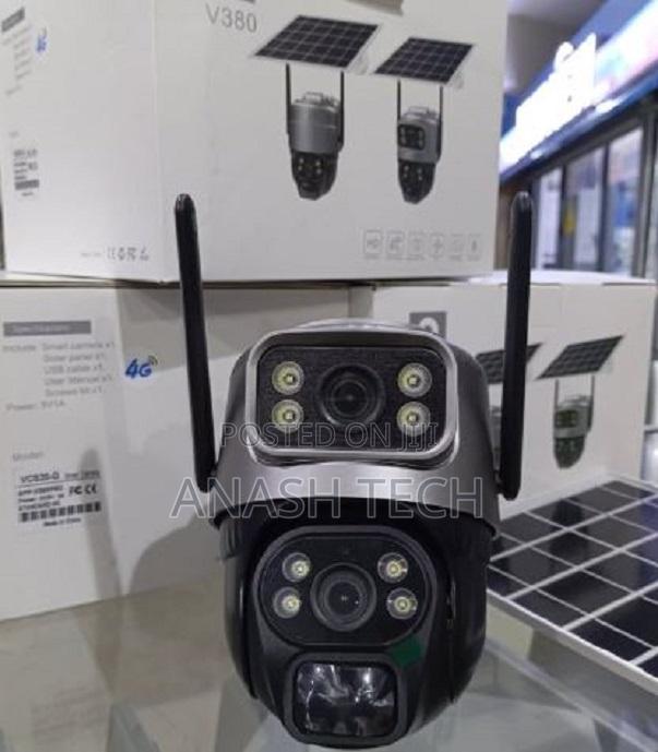 Human Tracking the Wireless Outdoor Camera - main view